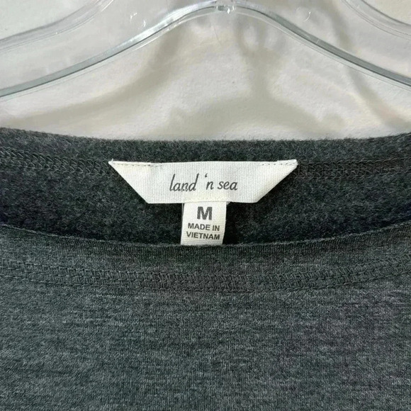 Land ‘n Sea Women’s Long Sleeve Gray Sweatshirt Size M NWT - Picture 3 of 11